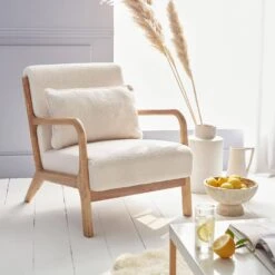 Fauteuil Scandinave En Bois Et Tissu Bouclette