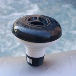 Spa Gonflable 8 Places Rond, Filtration MDC, Désinfection UVC, Bâche -Sweeek spabergen8 310afd17d3f4b128a17b4881859e48b1